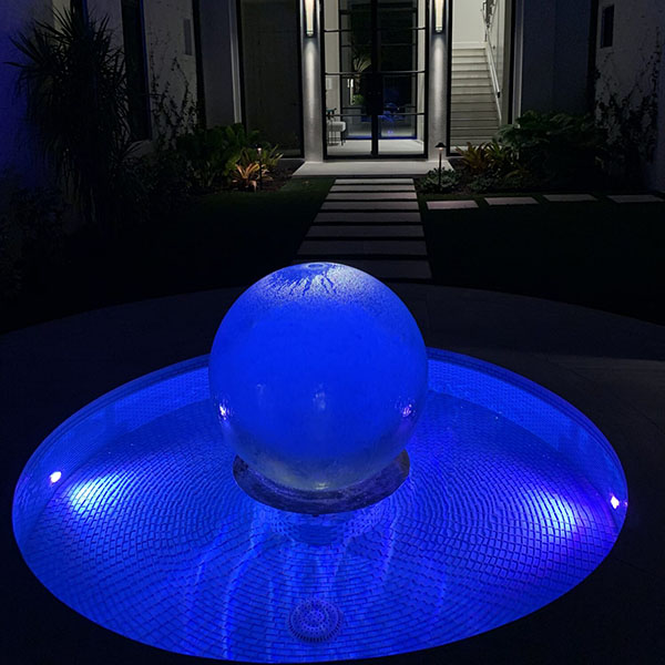 Transparent Acrylic Sphere Water Feature