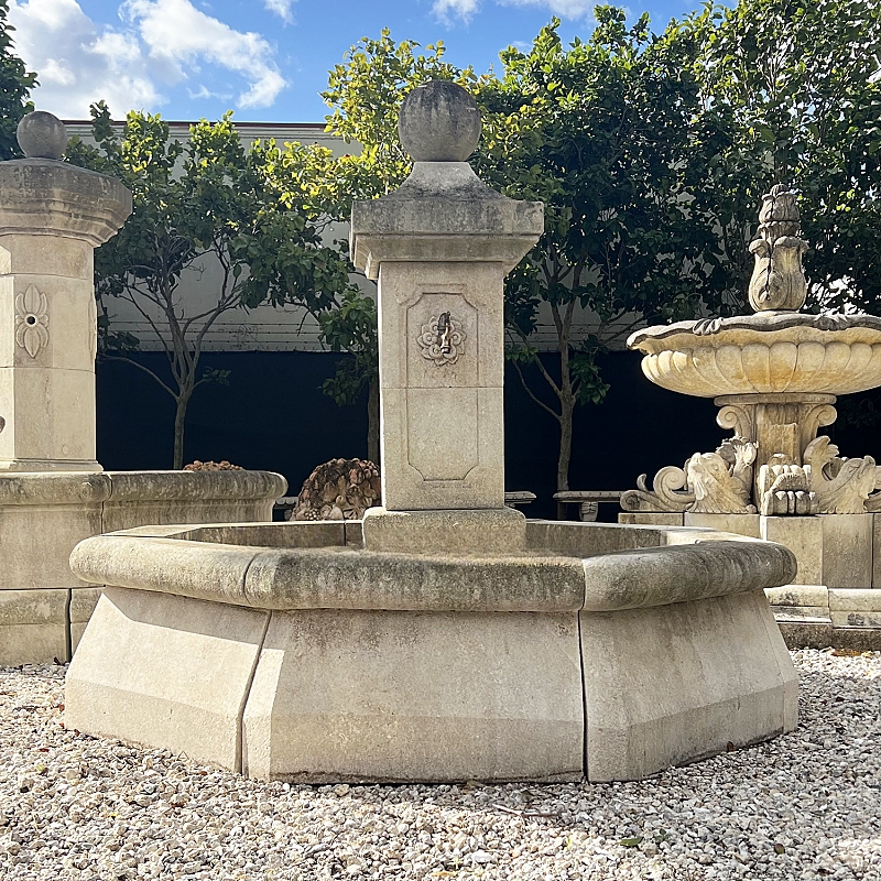 Garden Decoration Hand Carved Stone Marble Antique French Fountain