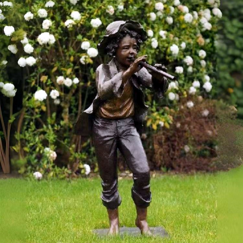 Outdoor Decoration Life Size Casting Bronze Boy Girl Playing Flute Sculpture