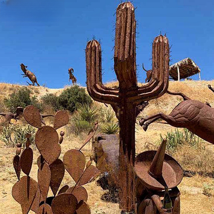 Outdoor Large Decorative Metal Statue Garden Corten Steel Cactus Sculpture