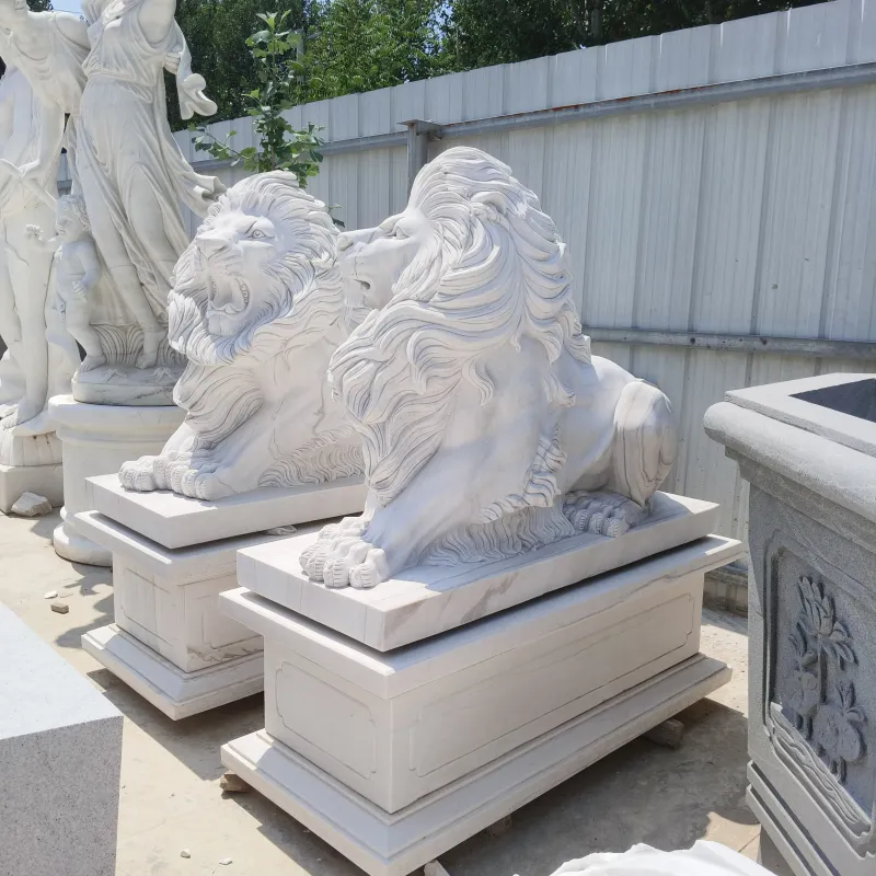 Outdoor White Marble Lion Statue