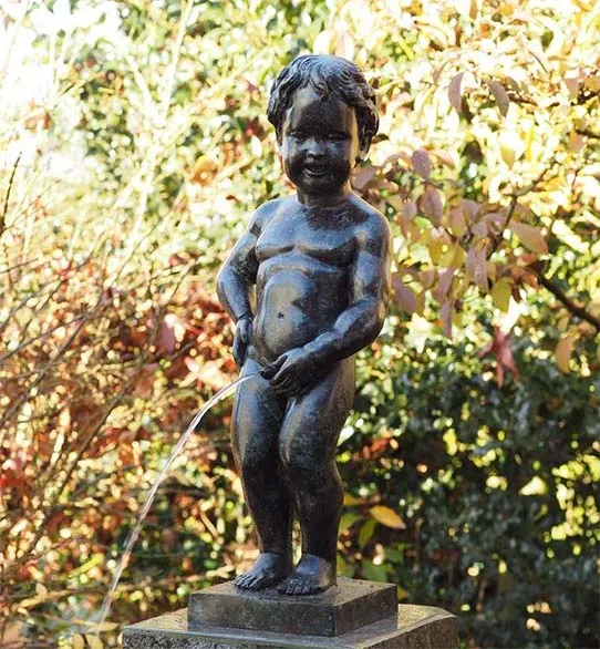 Bronze Boy Statue Peeing Fountain