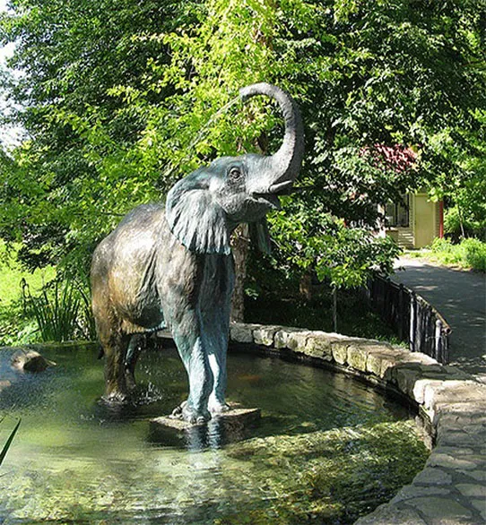 Bronze Elephant Fountain
